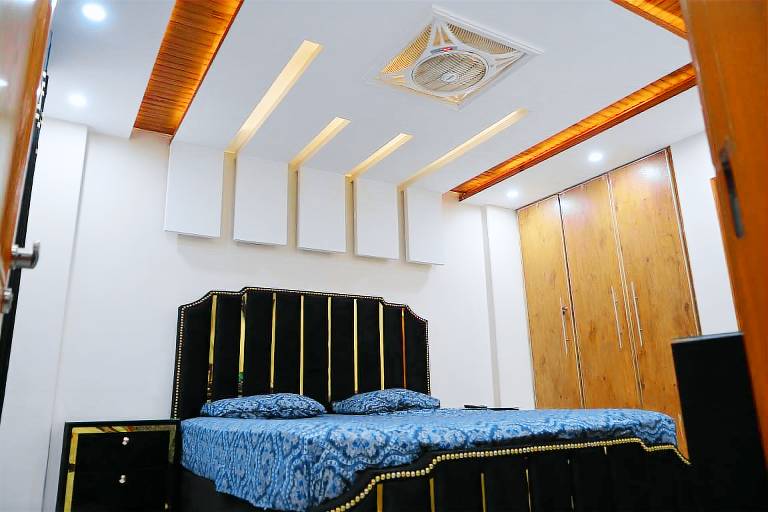 Apartment with garden in Lahore