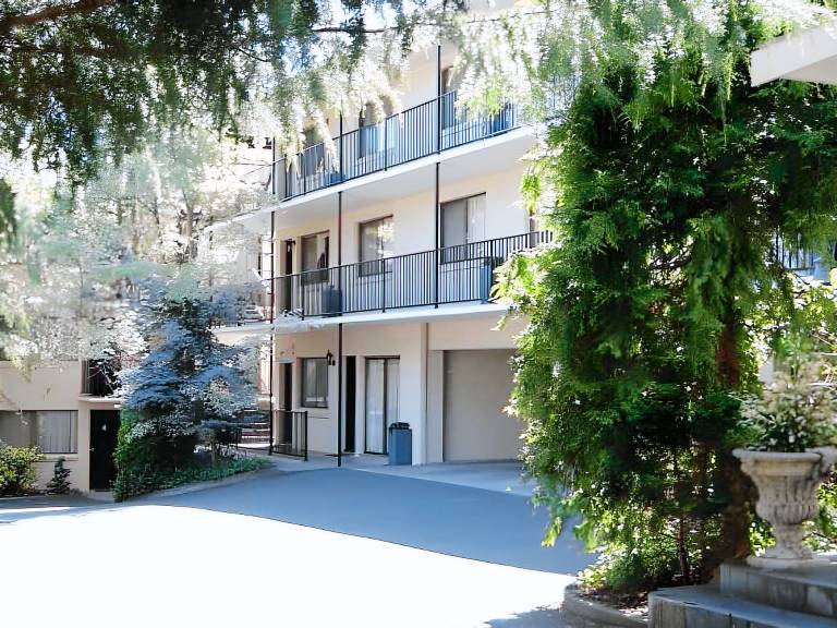 Serviced apartment  Hobart