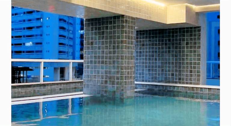 Serviced apartment with patio, barbecue & pool — photo 4