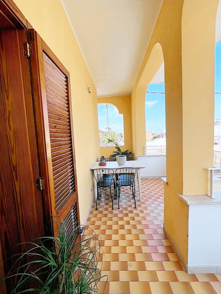 Rental apartment with terrace — photo 5