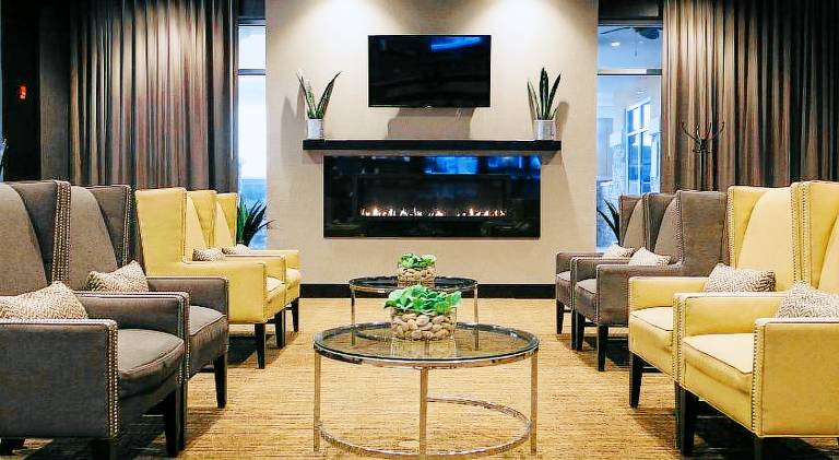 Holiday Inn and Suites East Peoria By IHG — photo 5