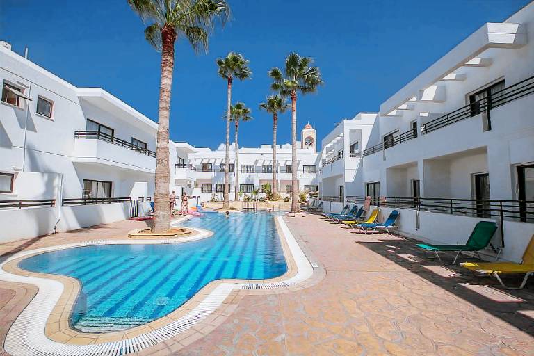Aparthotel  Protaras