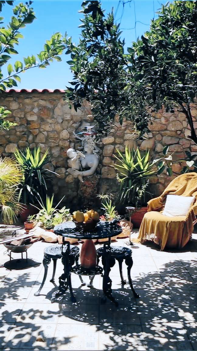 House with garden — photo 4