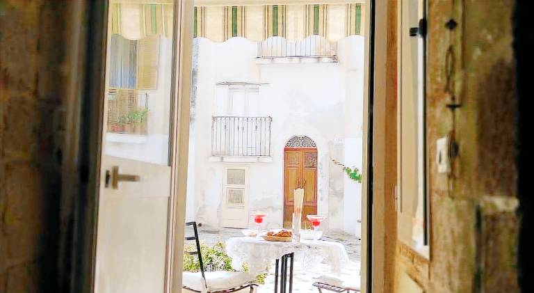 Apartment with 1 room for 5 persons — photo 3