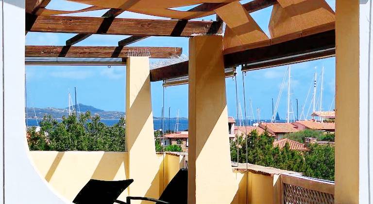 Child-friendly charming serviced apartment with private pool, terrace & garden | Pets are welcome — photo 5