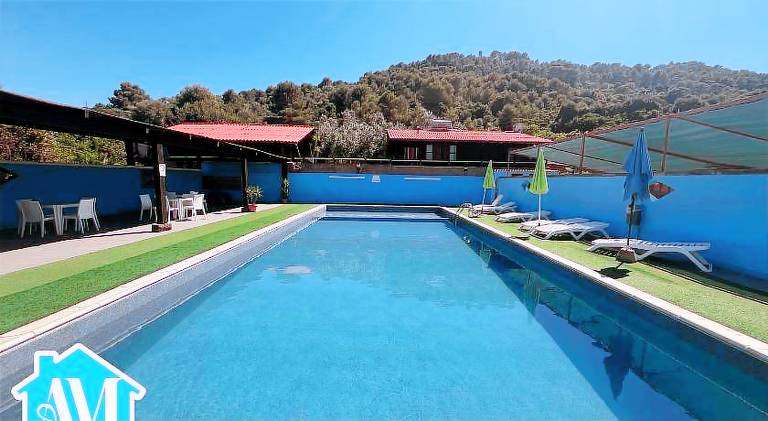 Serviced apartment with pool, garden & terrace | Pets allowed in Bosa