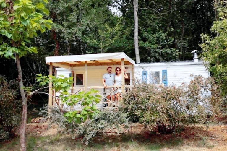 Camping with yard & pool — photo 5