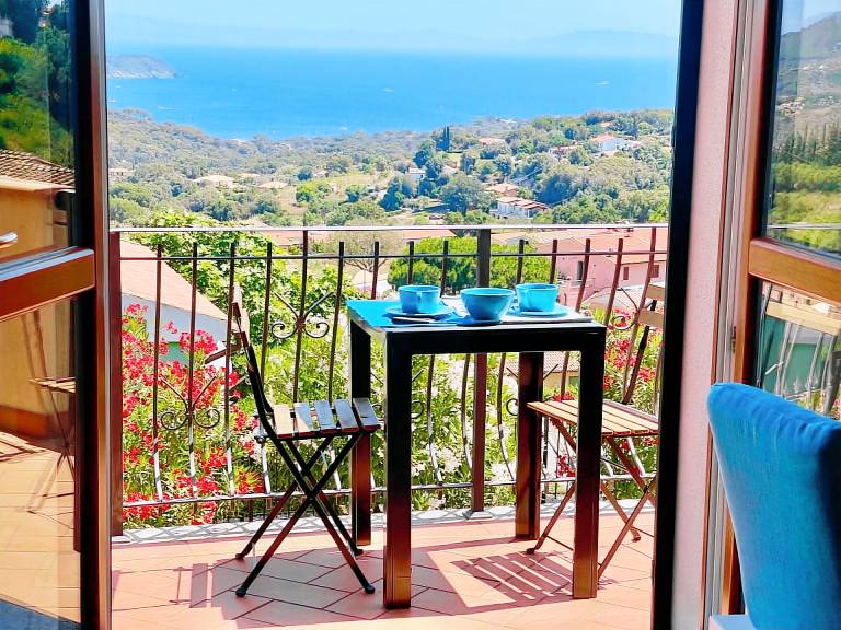 Villa with barbecue & garden — photo 4