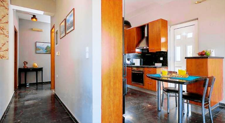 Holiday apartment with yard, patio & barbeque — photo 4