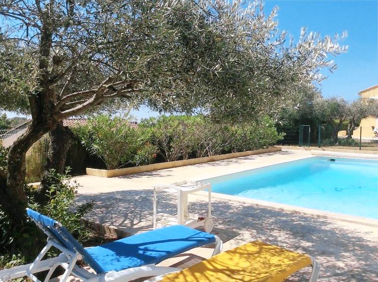 Villa  Collias