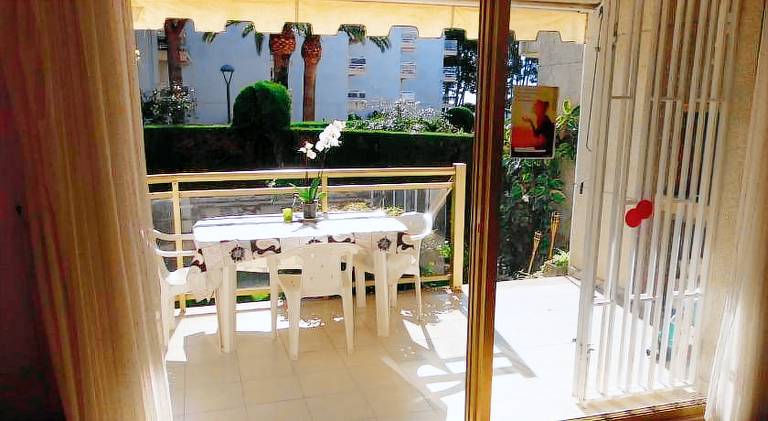 Holiday apartment with garden, terrace & barbeque | Next to the beach | Pets allowed — photo 5