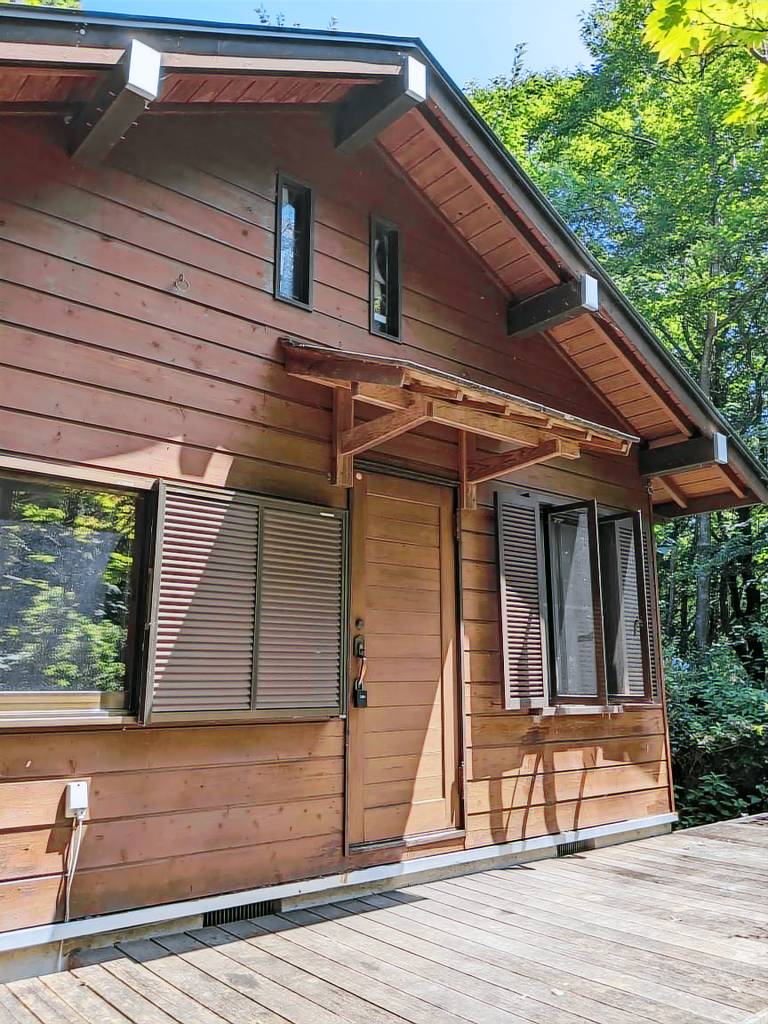 Nasu Camp Hut: "Adults 2 people 9000 yen, Children in Nasu