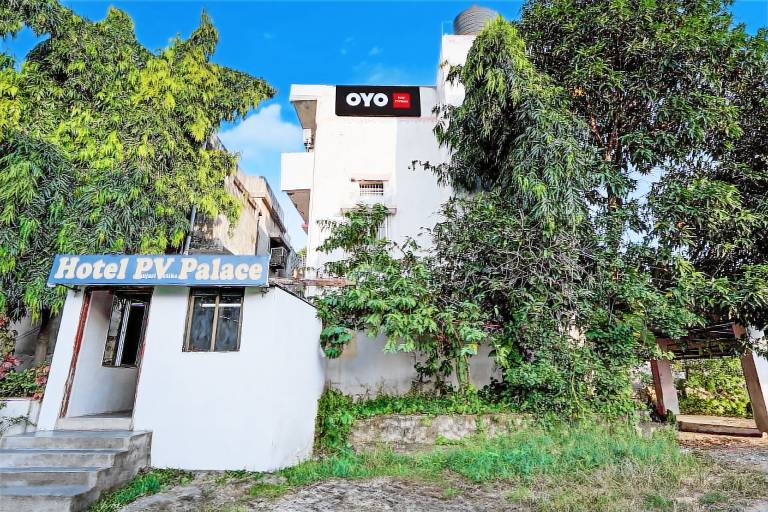 Hotel O PV Palace