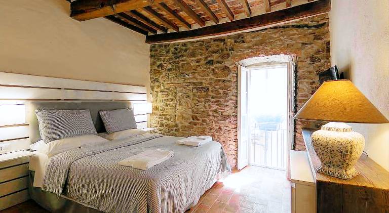 Holiday apartment with 2 rooms for 6 persons in Cortona