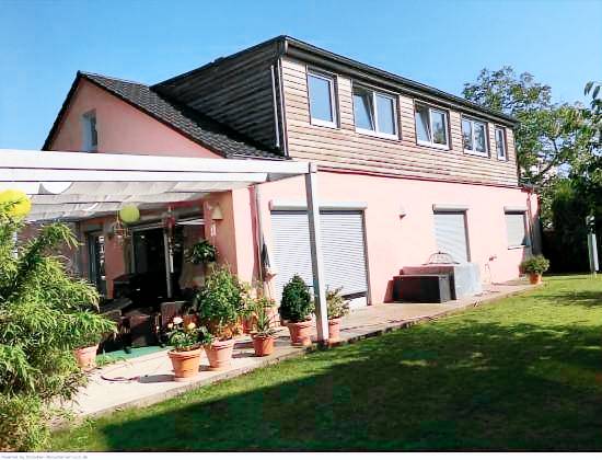 Holiday apartment with 1 room for 6 persons in Plauen