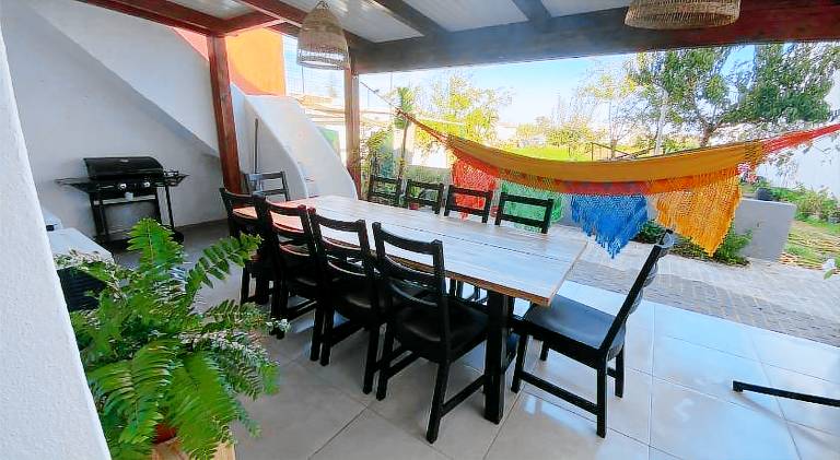 House with BBQ, patio & yard — photo 5