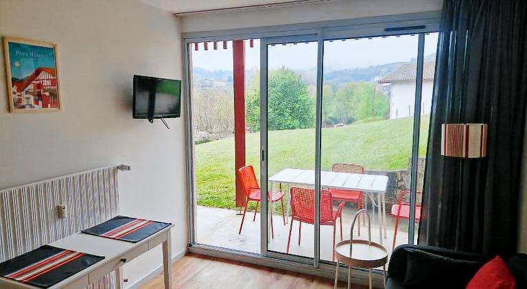 Rental apartment with pool | Pets allowed — photo 2