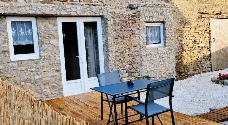 Vacation home with 1 room for 3 persons in Bayeux