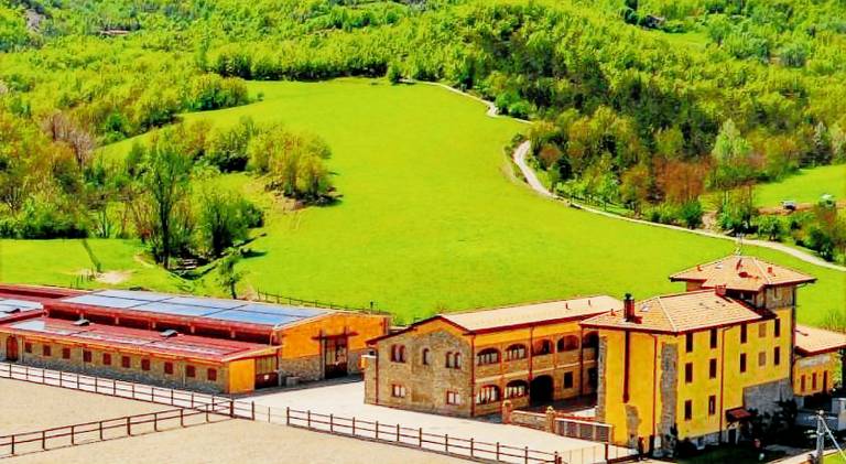 Charming farm with terrace & yard | Pet-friendly in Alessandria