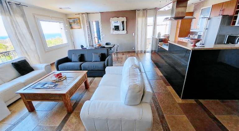Beautiful apartment with pool, terrace & grill | Pets are welcome — photo 2