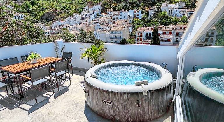 Lovely house with jacuzzi | Pets are welcome in Cazorla