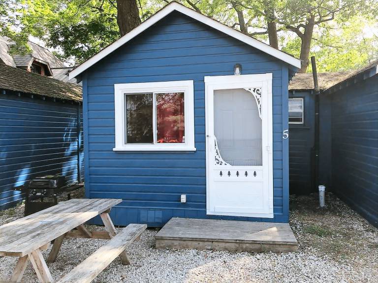 Cabin Wasaga Beach