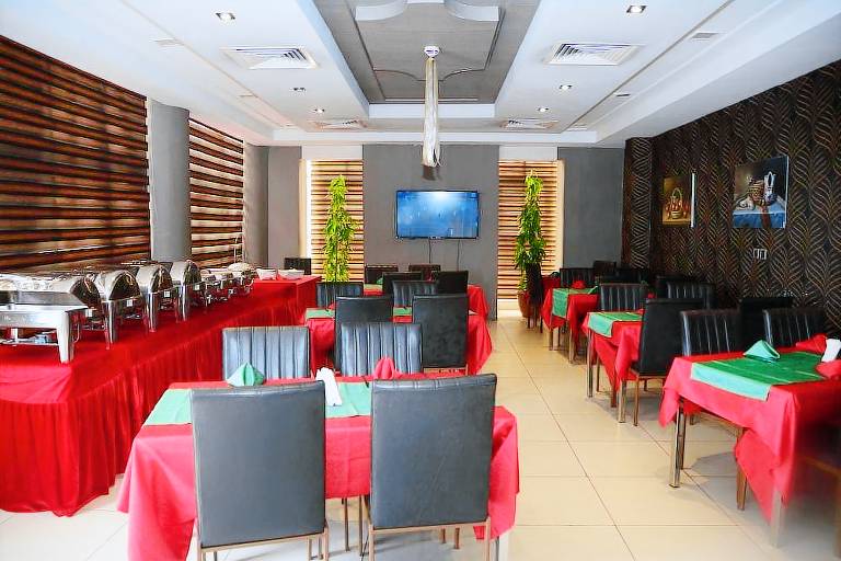 Caesar's Luxury Hotel — photo 3