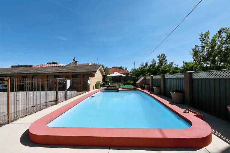 Motel  Albury