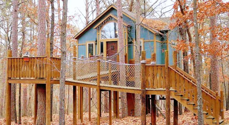 The Grand Treehouse Resort in Eureka Springs, AR