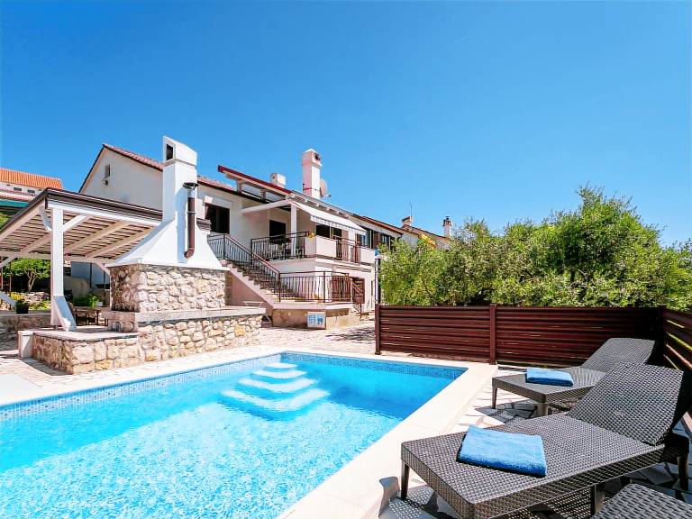 Ferienwohnung Njivice