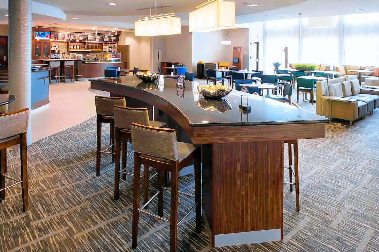 Courtyard by Marriott Canton — photo 3