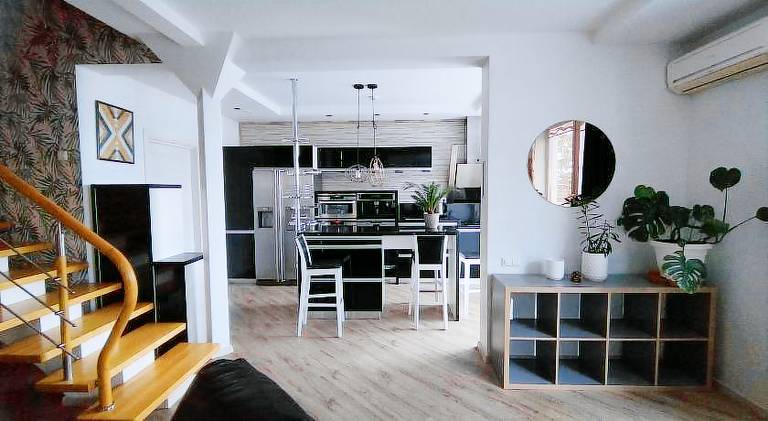 Rental apartment with hot tub — photo 2
