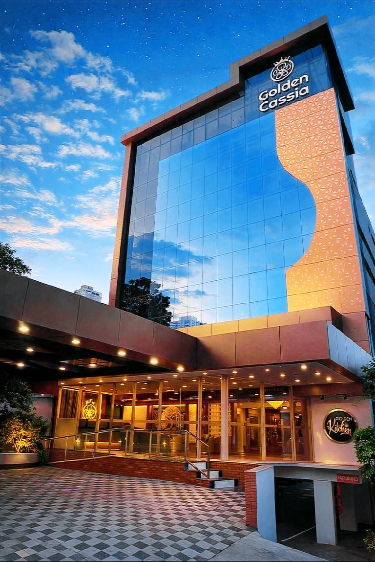 Golden Cassia Infopark Business Hotel