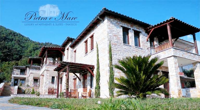 Holiday apartment with patio, grill & garden | Pet-friendly in Thasos