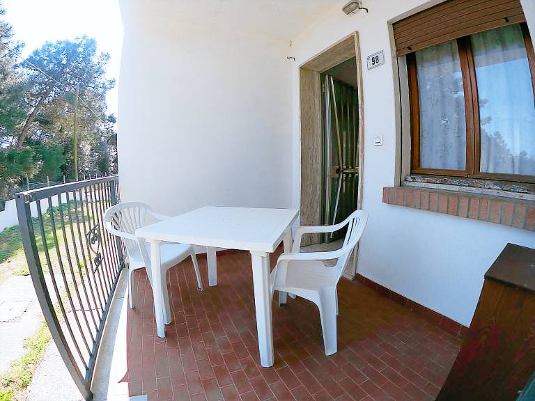 Dreizimmerwohnung Tata 98 50 m vom Meer entfernt — photo 2