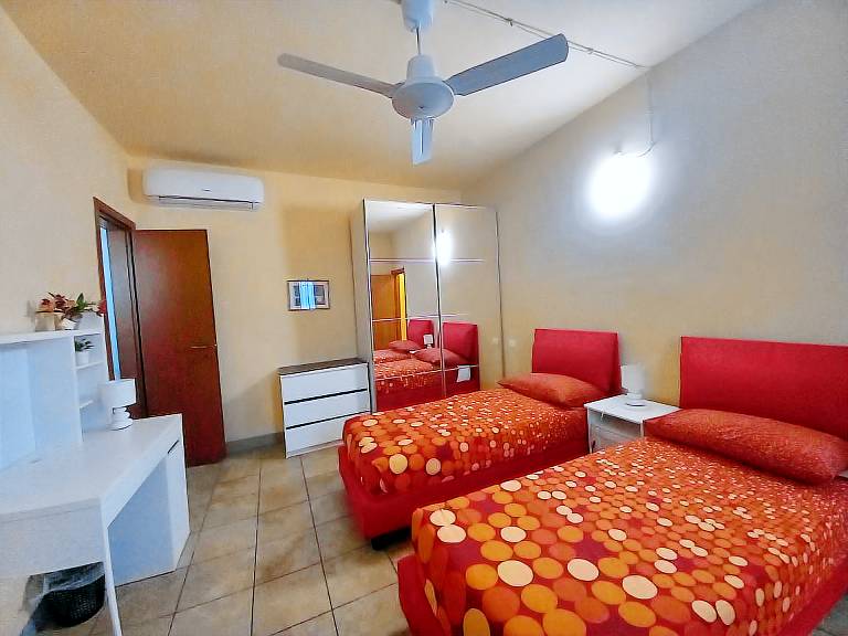 Fully equipped big holiday apartment with patio | Close to Florence Cathedral | Pet-friendly in Santa Maria