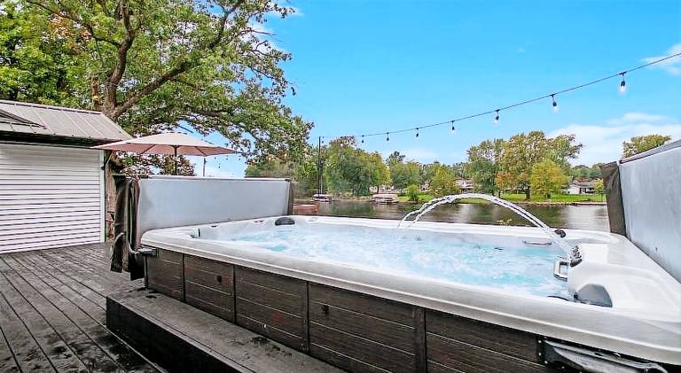 Vacation home with hot tub | Suitable for remote work — photo 3