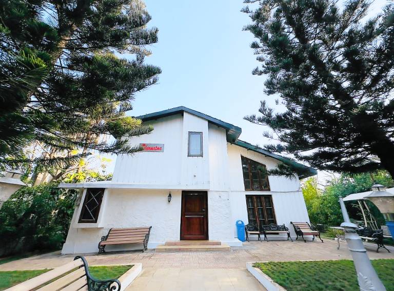 Bed and breakfast  Mount Abu