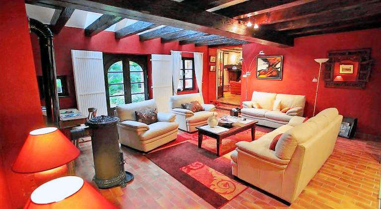 Vacation home with terrace & garden — photo 3