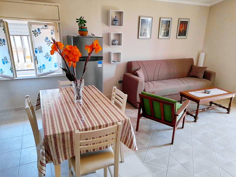 Margherita s nest by the sea Sleeps 3 Pet friendly