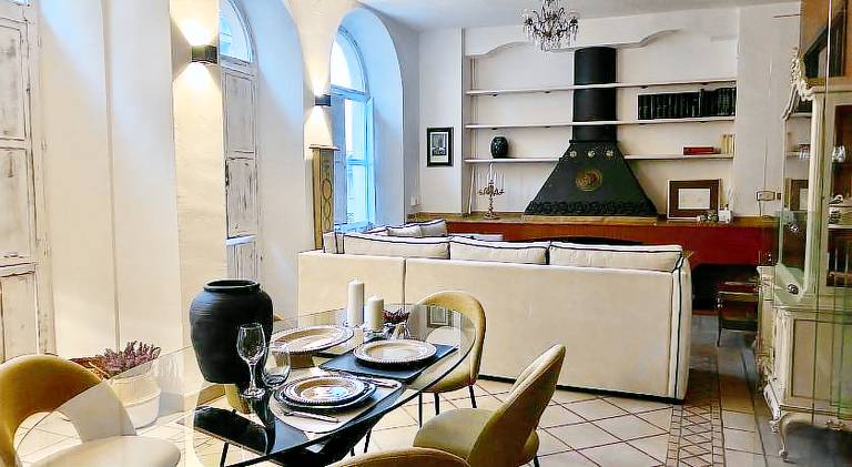 Fully equipped big villa with private pool & terrace | Next to Mosque–Cathedral of Córdoba | Pet-friendly — photo 3