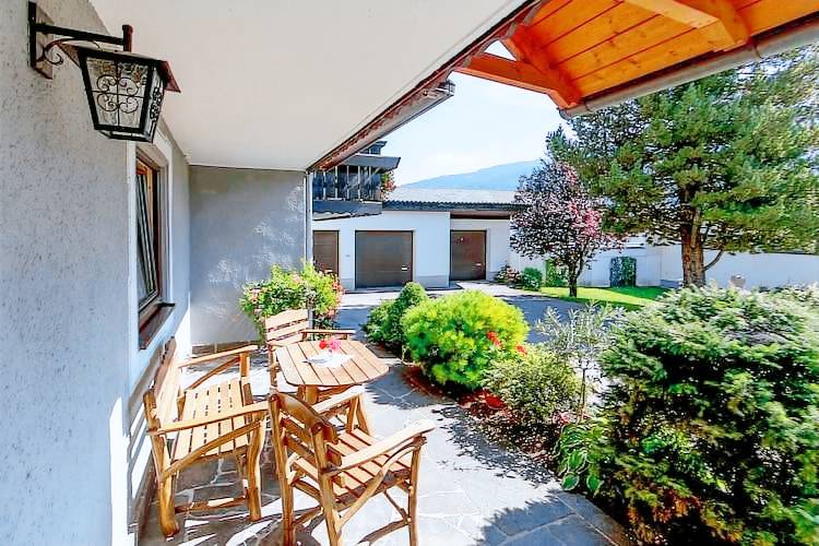 Fully equipped pleasant rental apartment with terrace & pool | Pets are welcome — photo 4