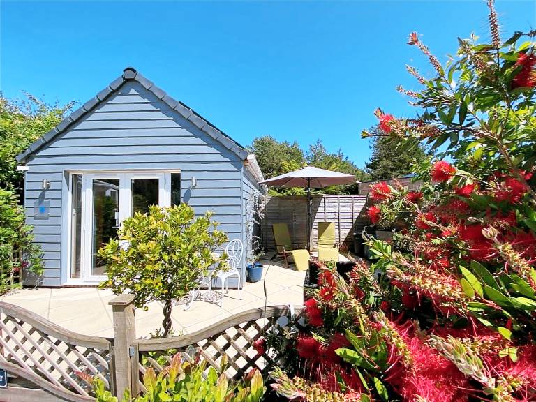 Vacation home with garden in Lymington