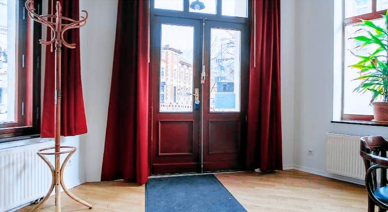 Alt-Berliner Eckkneipe - "Feuchte Ecke" — photo 3