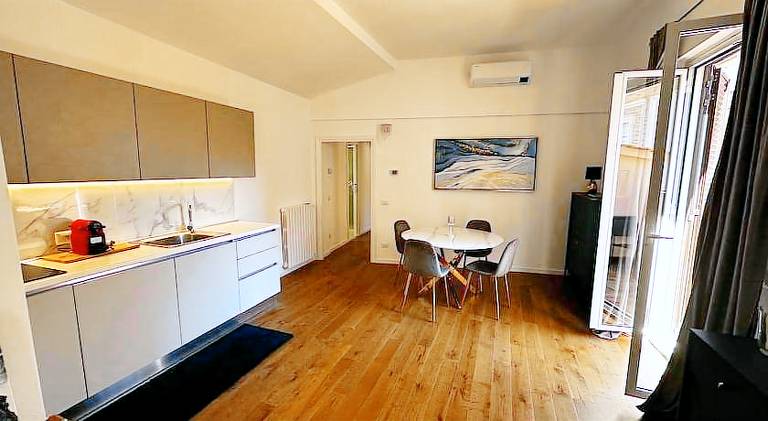 Rental apartment with patio | Next to Pantheon — photo 2