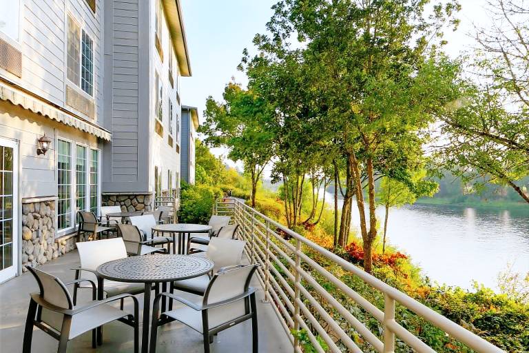 Holiday Inn Express Corvallis-On the River By IHG — photo 2