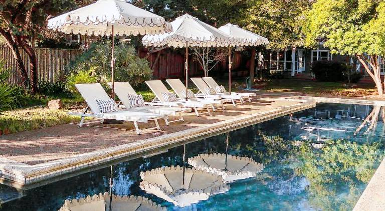 House with pool in Sonoma, CA