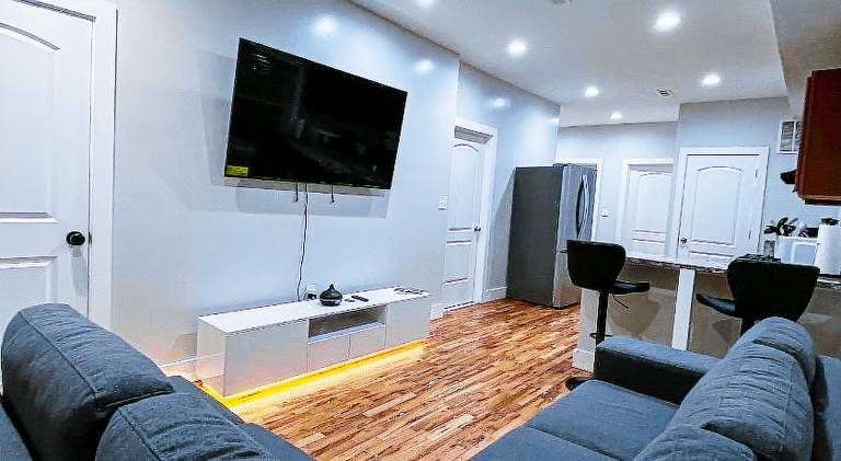 Rental apartment with 3 rooms for 6 persons — photo 2