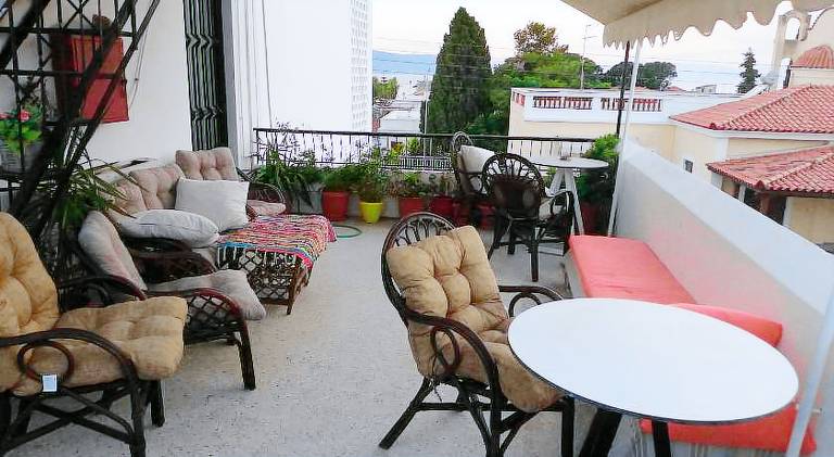 Apartment with terrace — photo 3