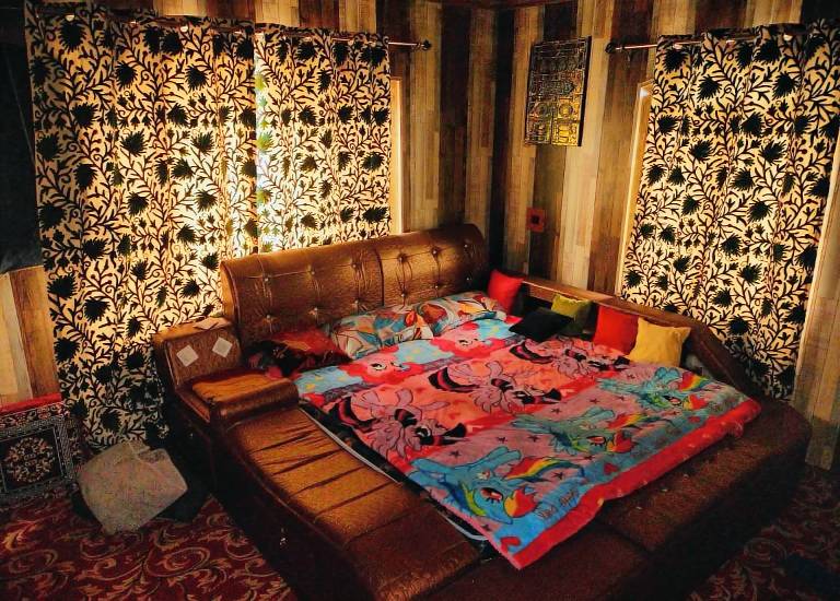House Gulmarg